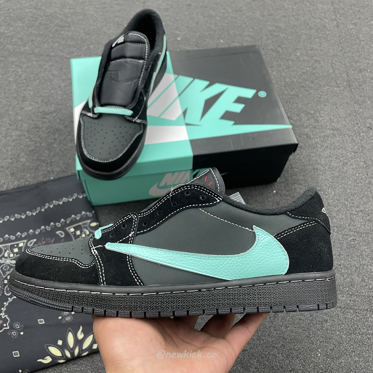 Air Jordan 1 Low Dazzles With Tiffany Cus Travis Dm7866 311 (8) - www.newkick.vip